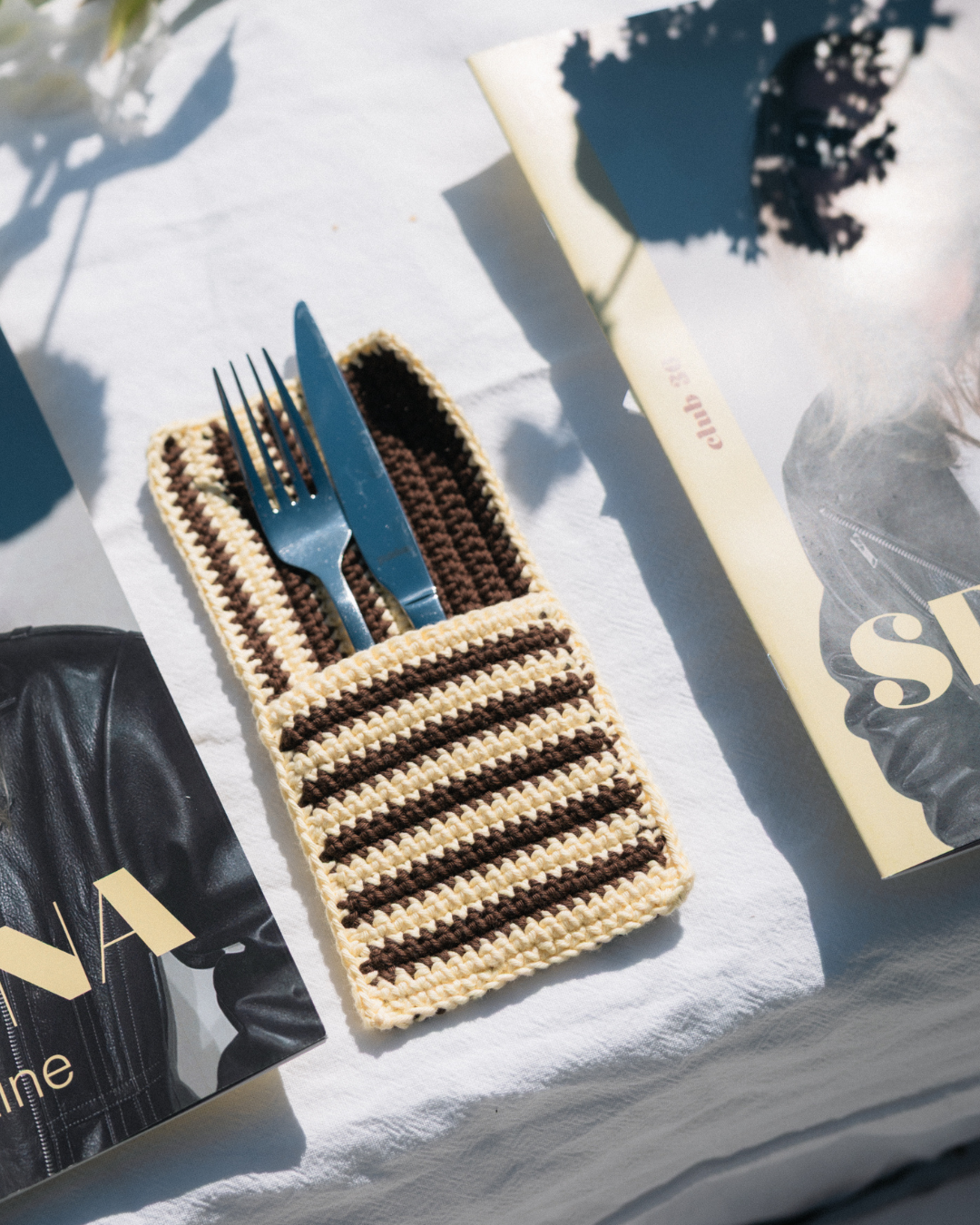 Håndlaget bestikkholder